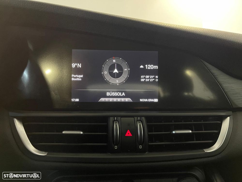 Alfa Romeo Giulia 2.2 D - 26