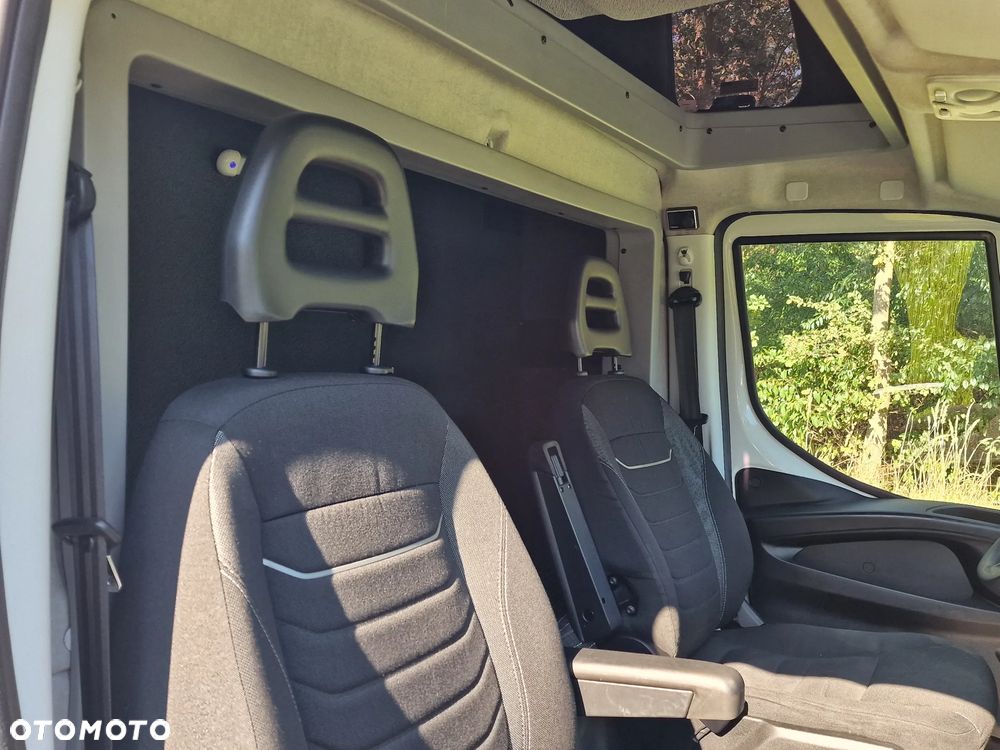 Iveco DAYLY 35S HI-MATIC LED, bezwypadkowy ,Automat Bogato wyposażony Bezwypadkowy, Salon PL , ASO BURTO FIRANA,KLIMA - 13