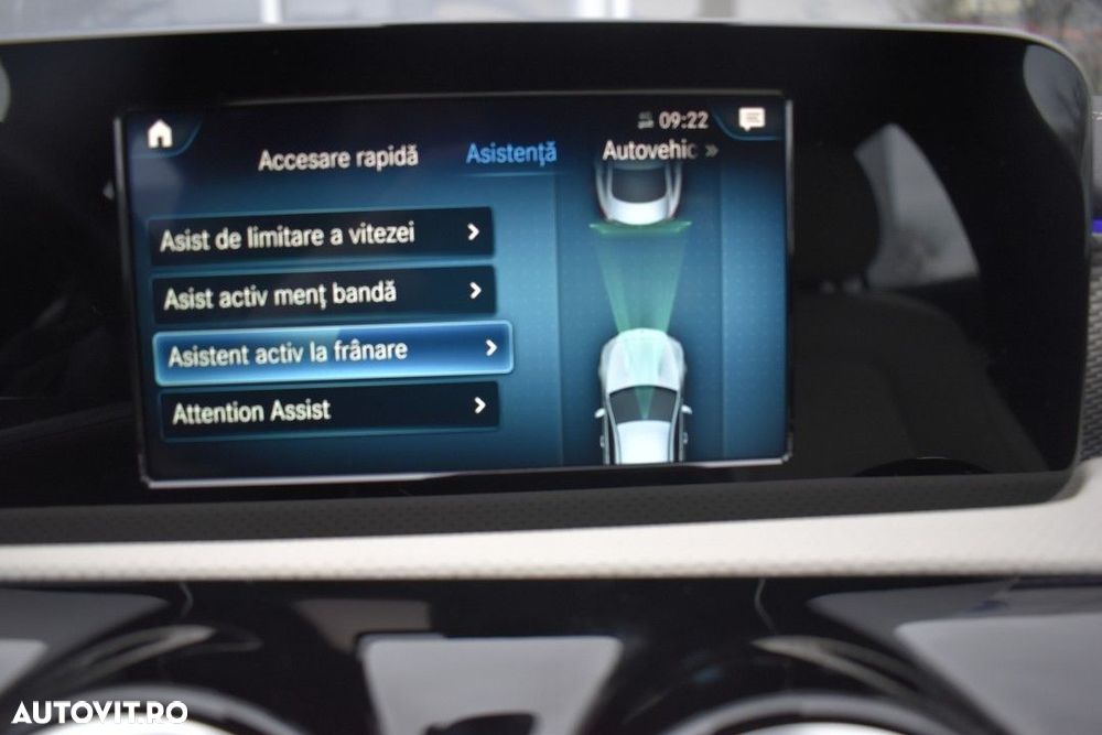 Mercedes-Benz CLA - 32