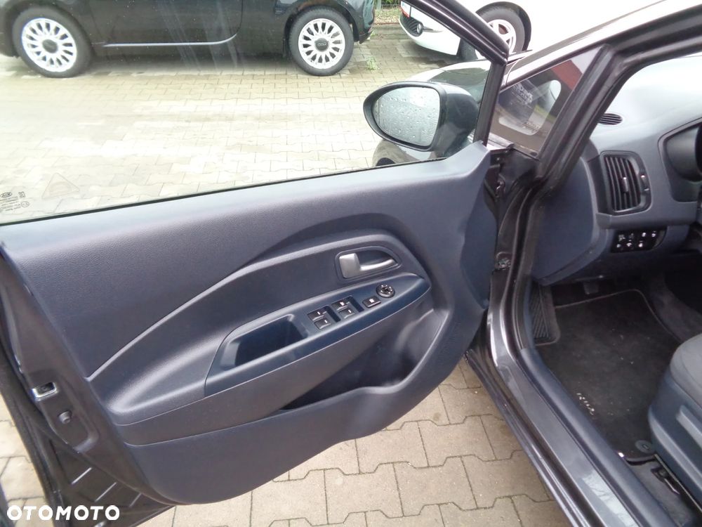Kia Rio 1.4 Comfort - 9