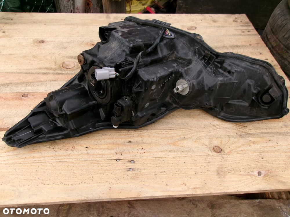 LAMPA P.P TOYOTA AYGO II 18-22 - 3