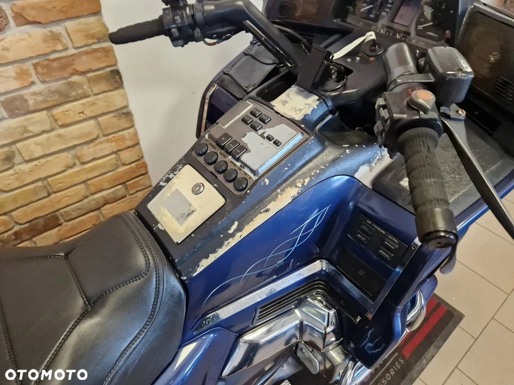 Honda GL - 28