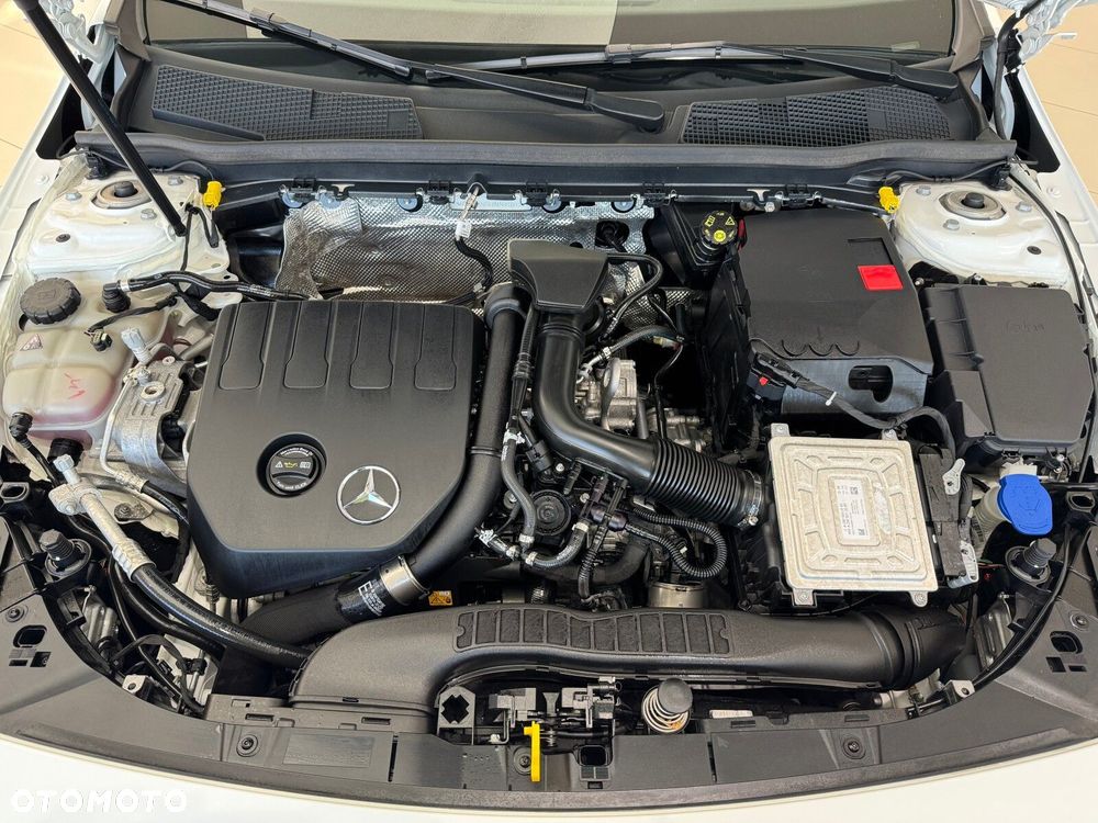 Mercedes-Benz CLA - 19