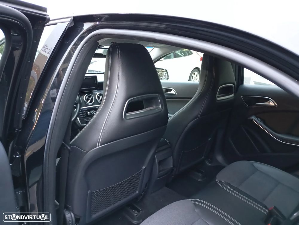 Mercedes-Benz A 180 (BlueEFFICIENCY) Urban - 8