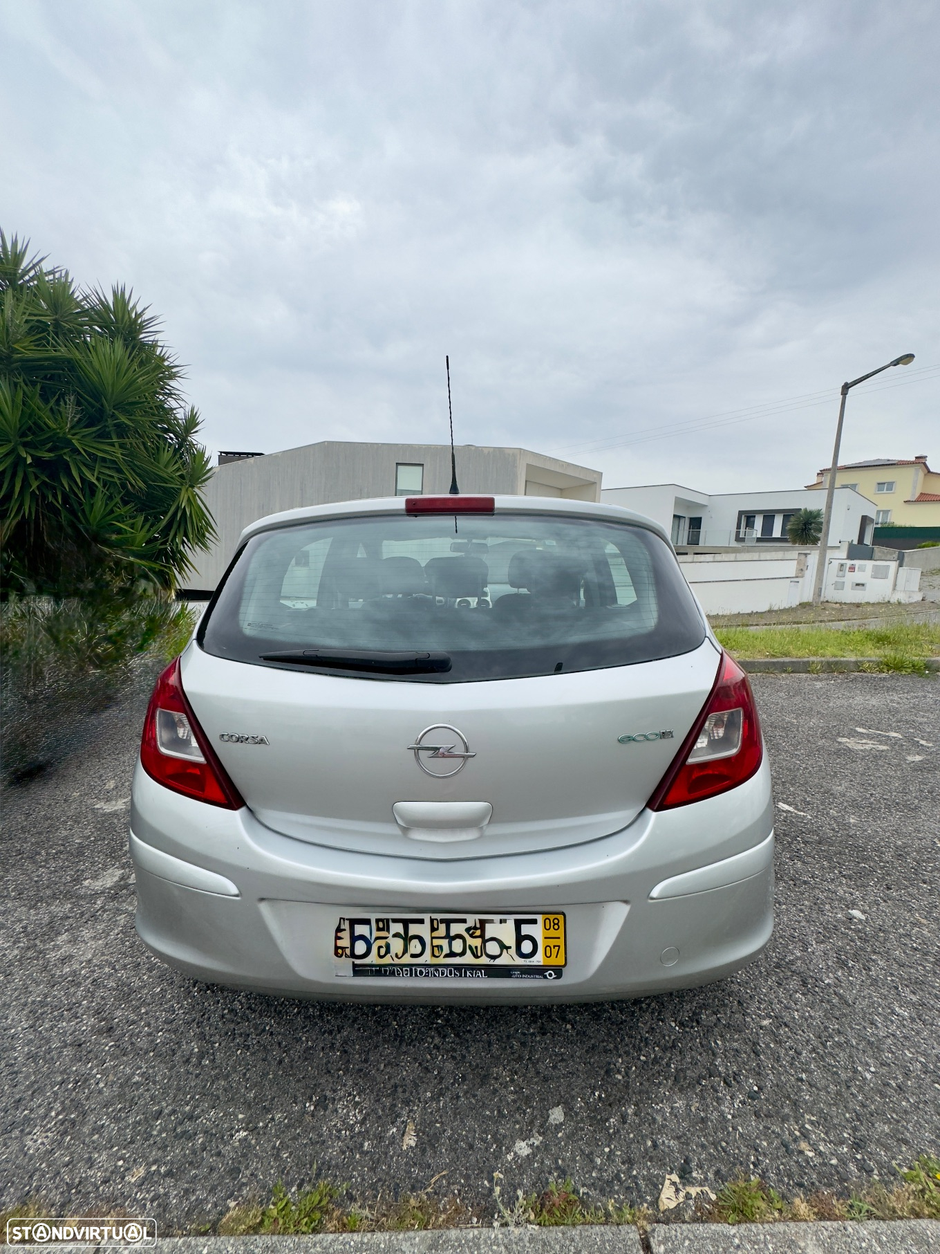 Opel Corsa 1.3 CDTi Enjoy EcoFLEX - 4