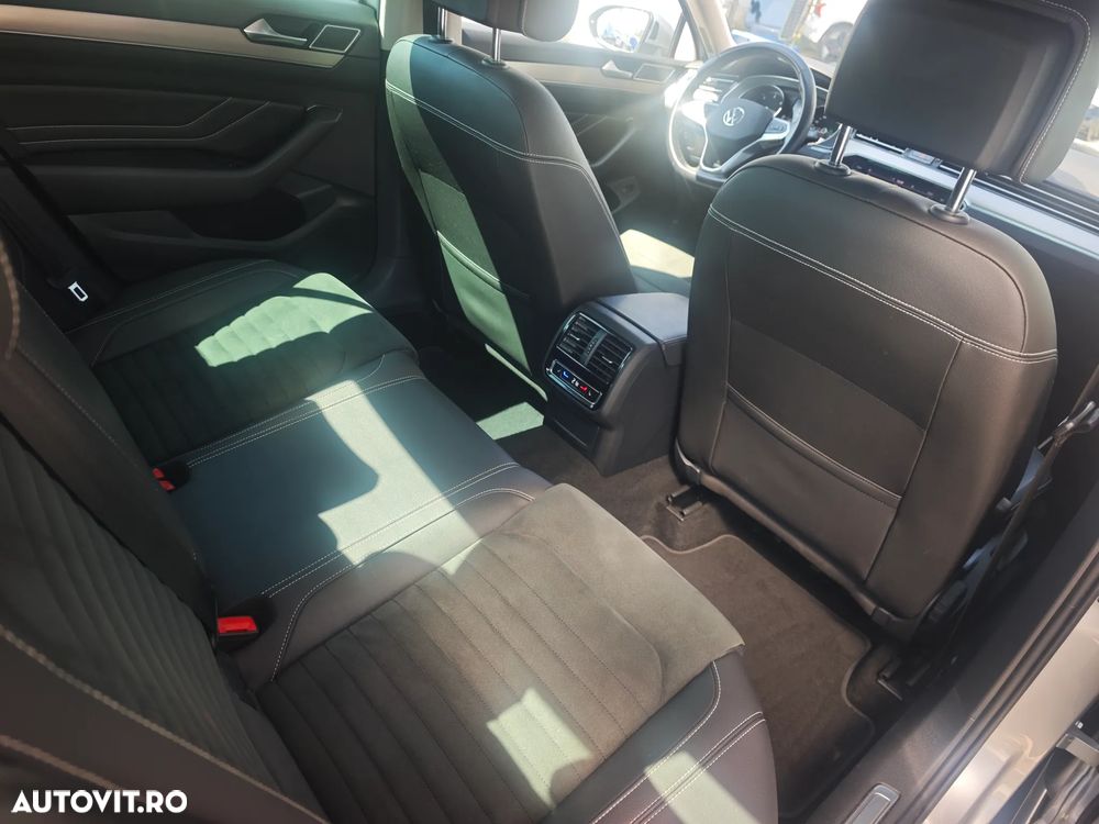 Volkswagen Passat 2.0 TDI DSG Highline - 18
