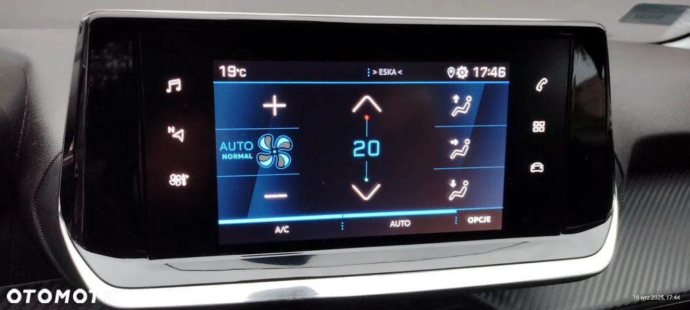 Peugeot 208 1.2 PureTech Allure Pack S&S - 26