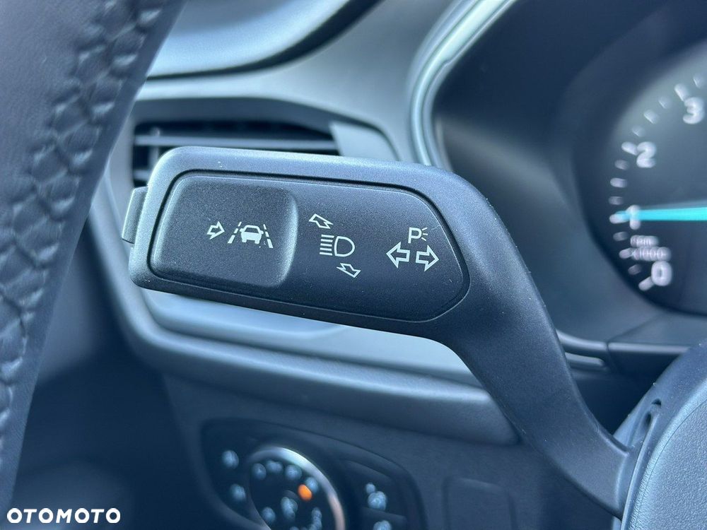 Ford Focus 1.0 EcoBoost Hybrid ACTIVE X - 29