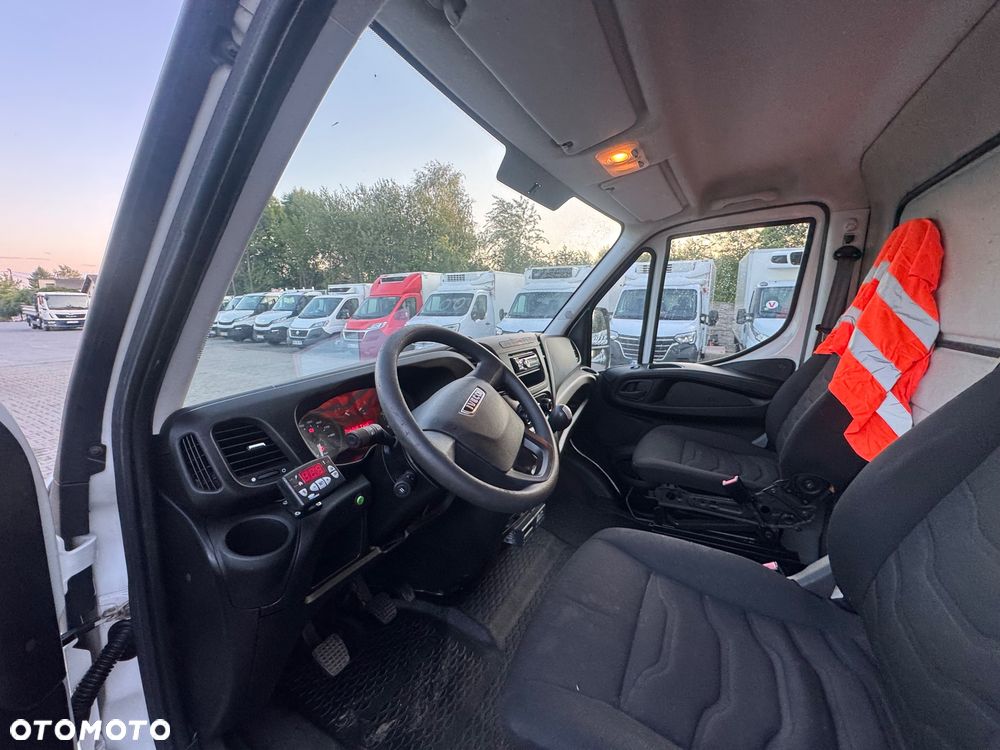 Iveco DAILY 35C15 50C15 50C17 35C14 35C15 35C17 35C18 70C17 72C15 70C18 Chłodnia Mroźnia carrier xarios 8 euro palet - 15