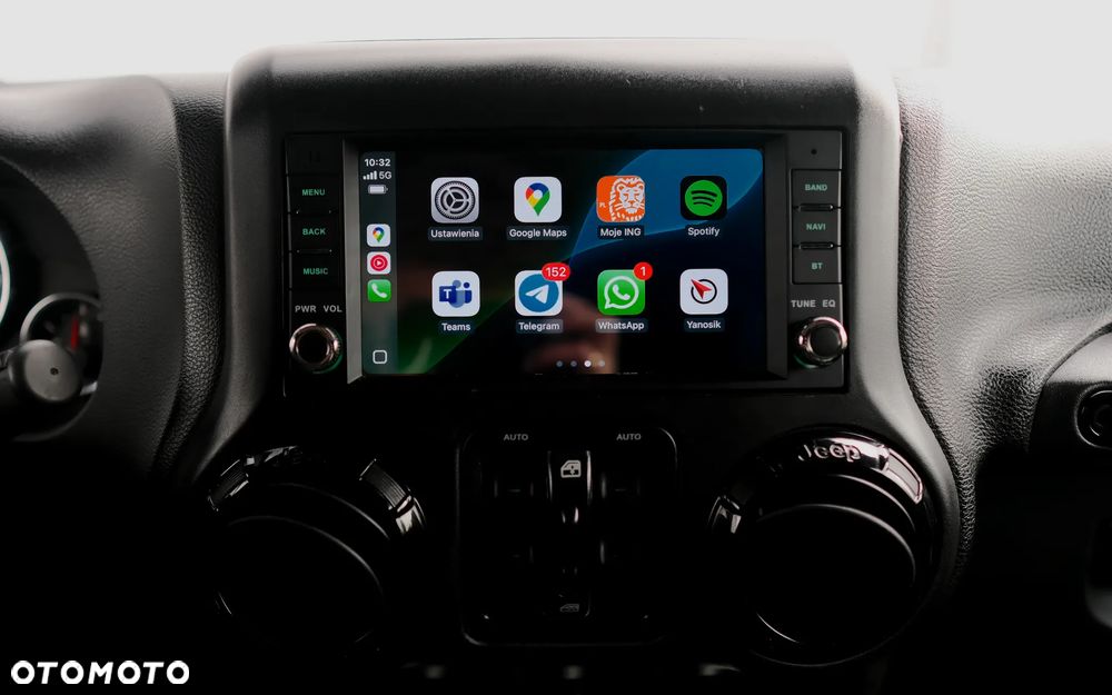 Jeep Wrangler 3.6 Unlim Sahara - 36