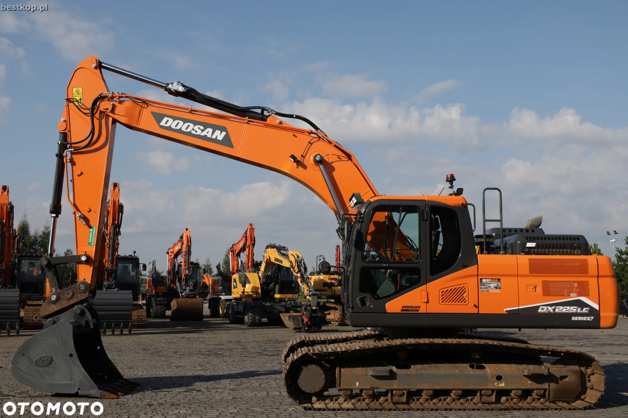 Doosan DX225LC-7 - 3