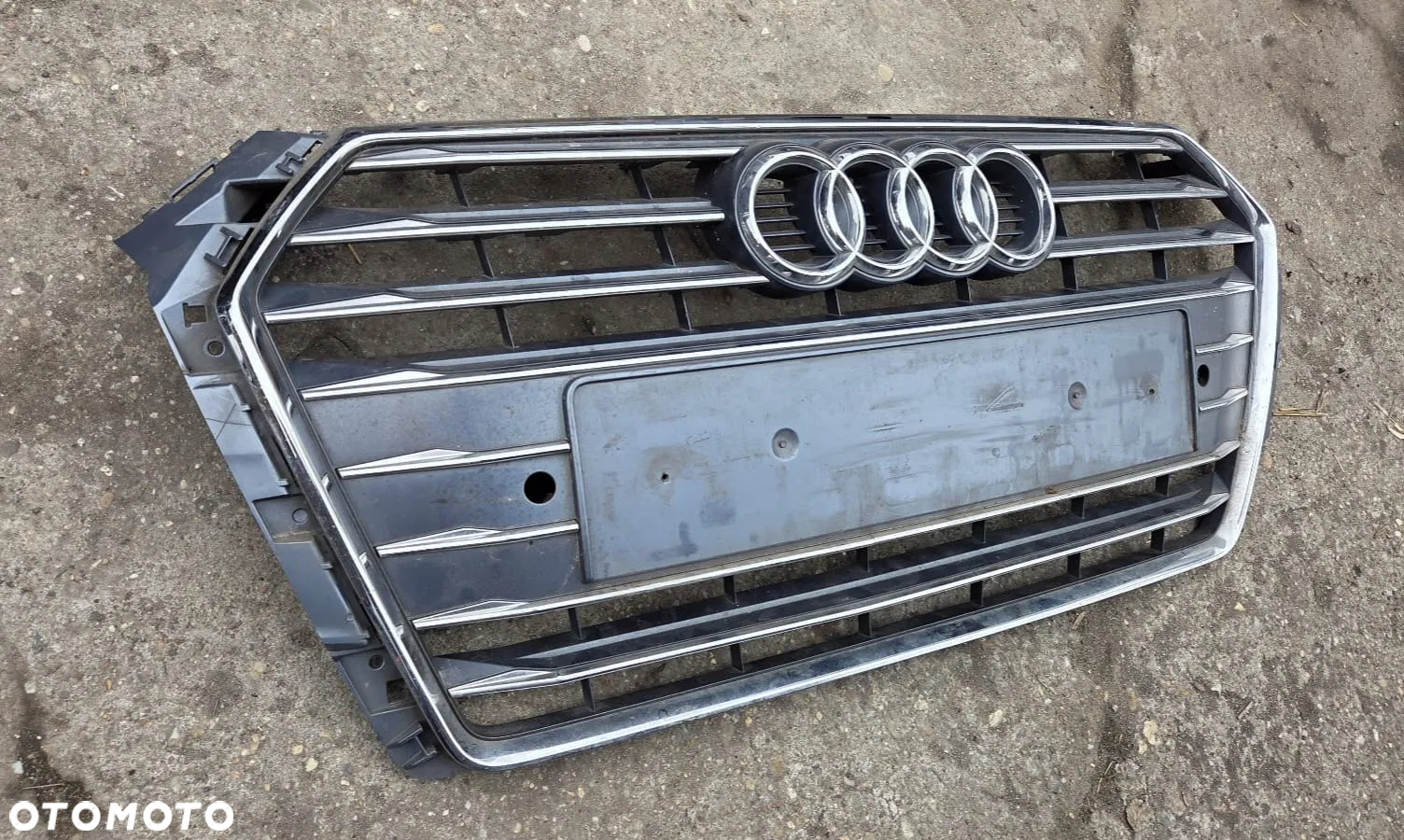 Grill AUDI A4 8W0 B9 Przed lift 8W0853651AB - 2