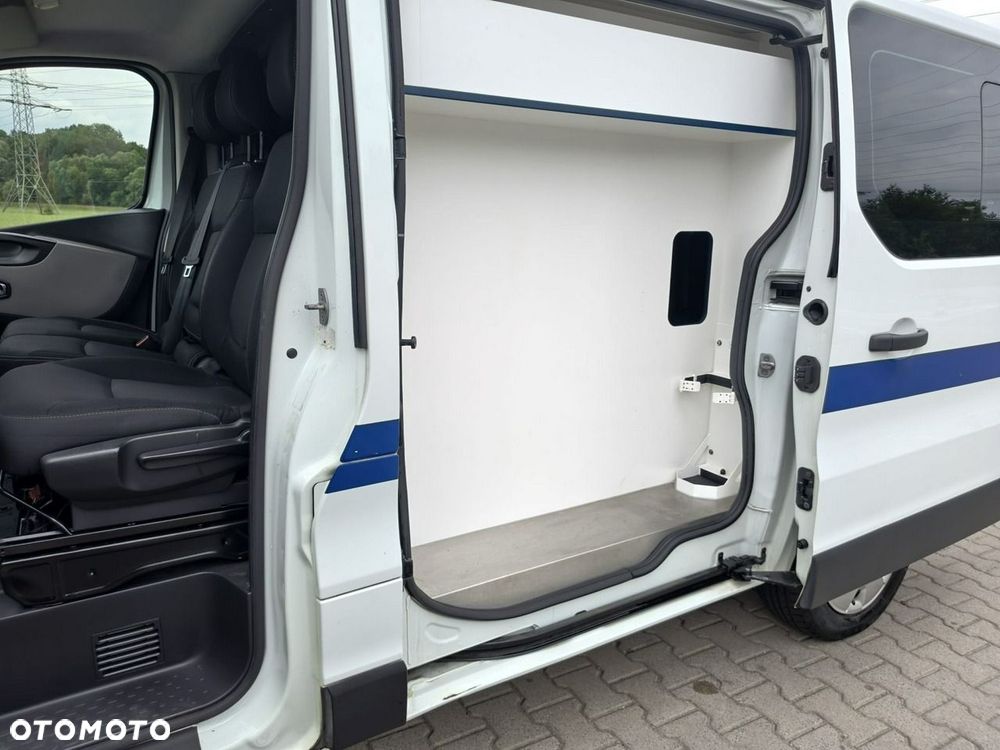 Renault Trafic - 22