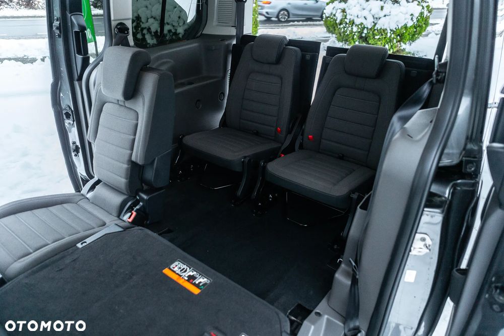 Ford Tourneo Connect - 39