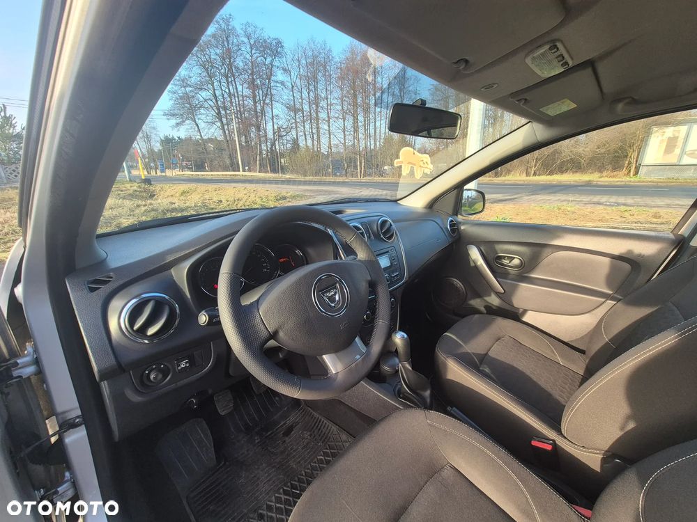 Dacia Sandero 1.2 16V Laureate - 7