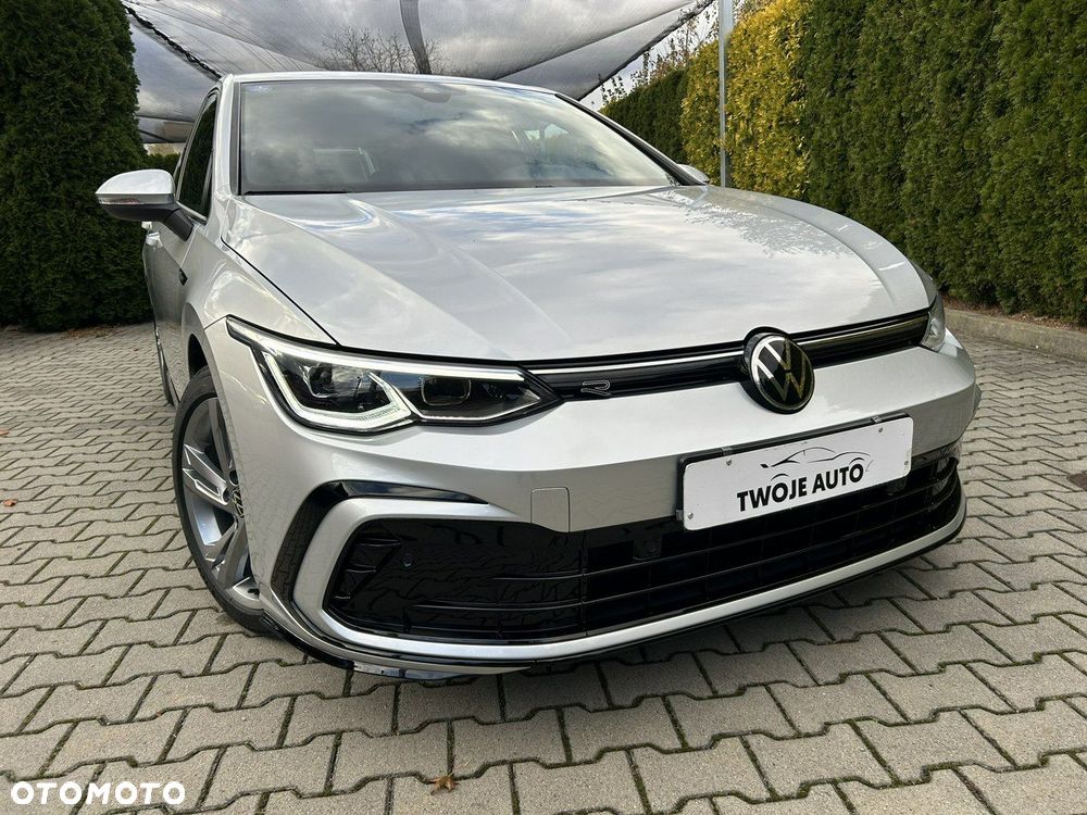 Volkswagen Golf 1.5 eTSI OPF DSG R-Line - 1