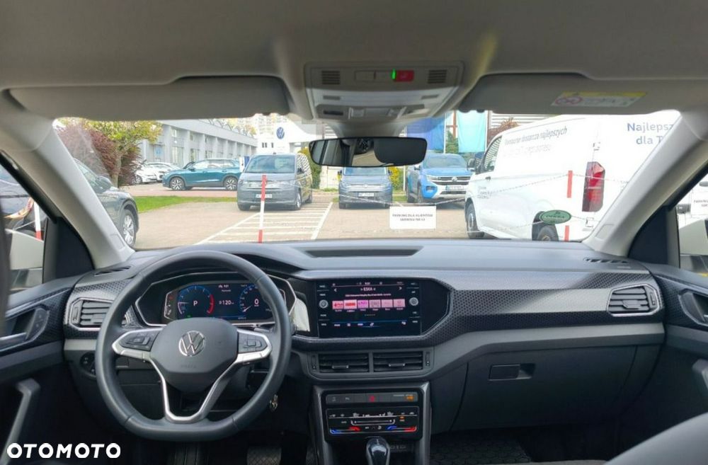 Volkswagen T-Cross - 12