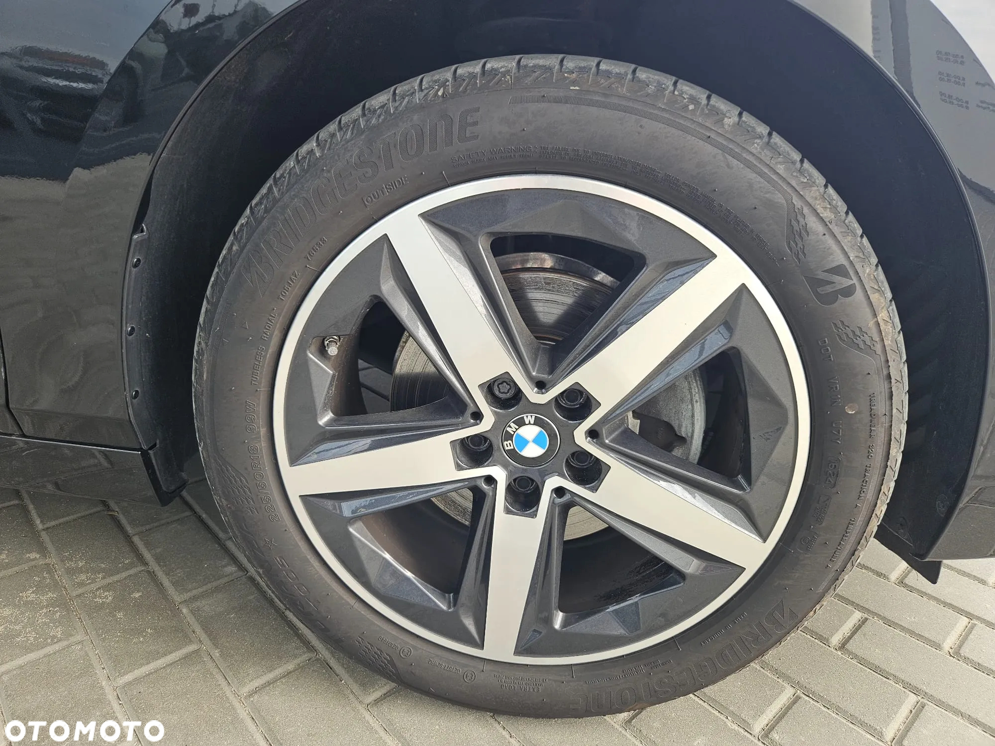 BMW Seria 2 220i Active Tourer - 25