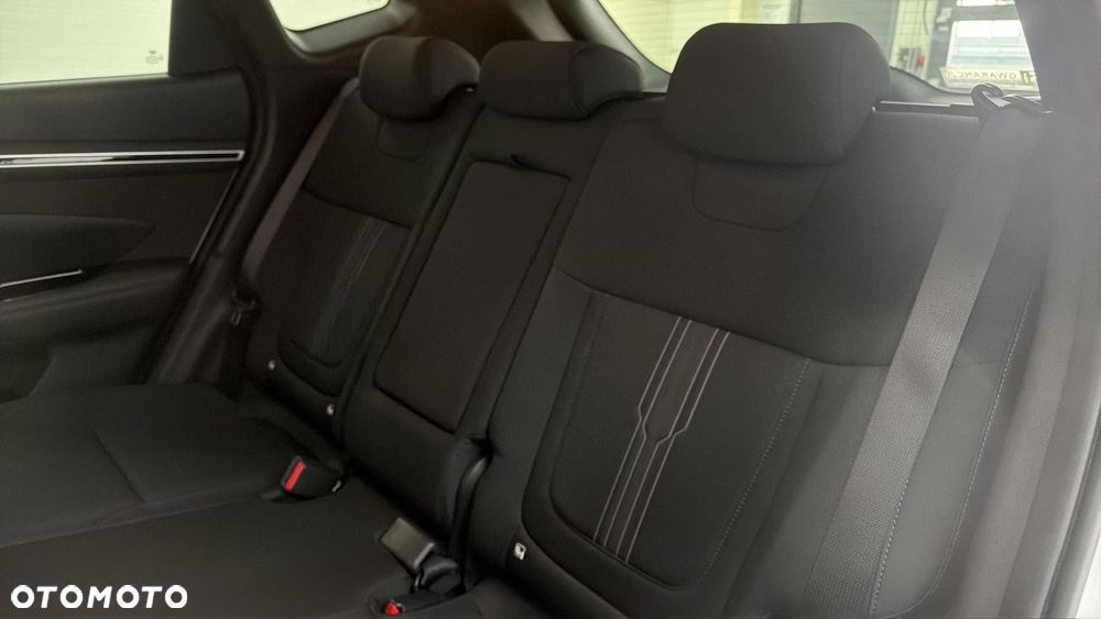 Hyundai Tucson 1.6 T-GDi HEV Smart 2WD - 16