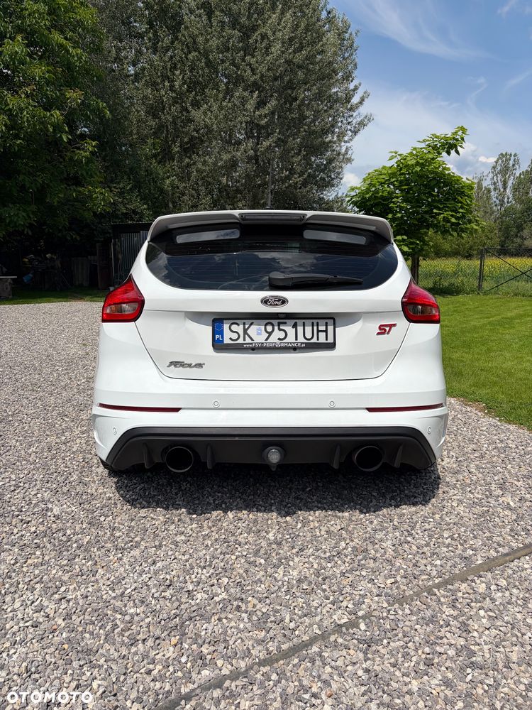 Ford Focus 2.0 EcoBoost ST-2 - 3