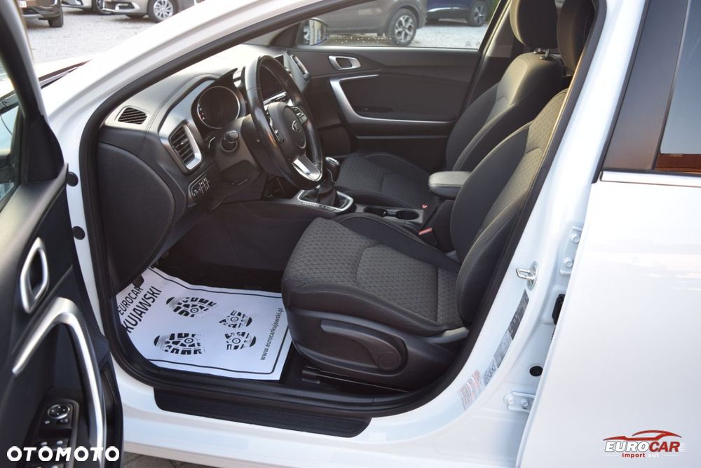 Kia Ceed 1.4 T-GDI L Business Line - 10