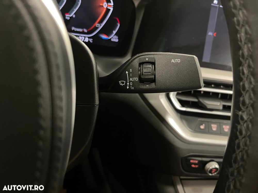 BMW Seria 3 320d xDrive AT MHEV - 26