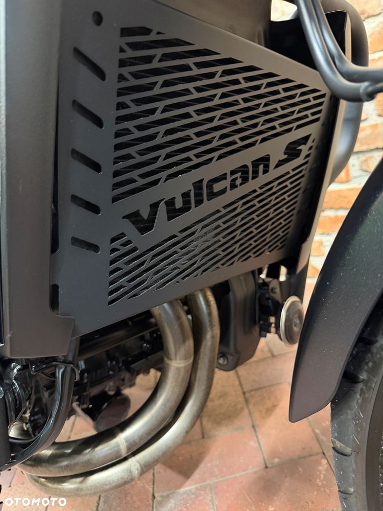 Kawasaki Vulcan S - 27