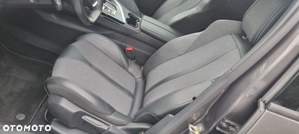 Peugeot 3008 PureTech 130 Stop & Start GPF EAT8 Active Business-Paket - 12