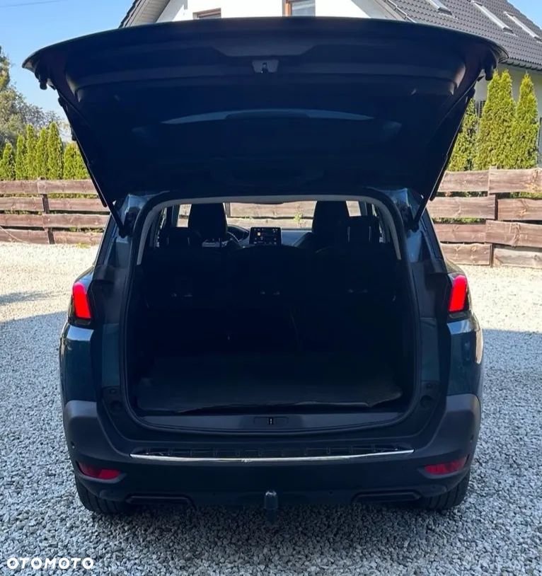 Peugeot 5008 - 21