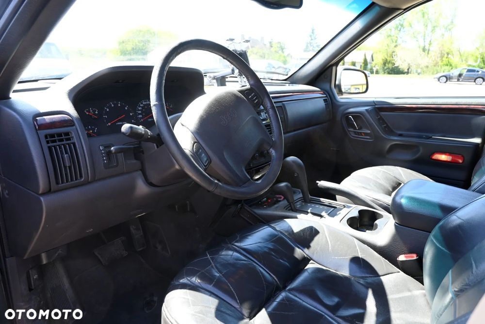 Jeep Grand Cherokee 4.7 Limited - 9