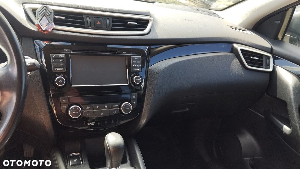 Nissan Qashqai 1.2 DIG-T Xtronic TEKNA - 10