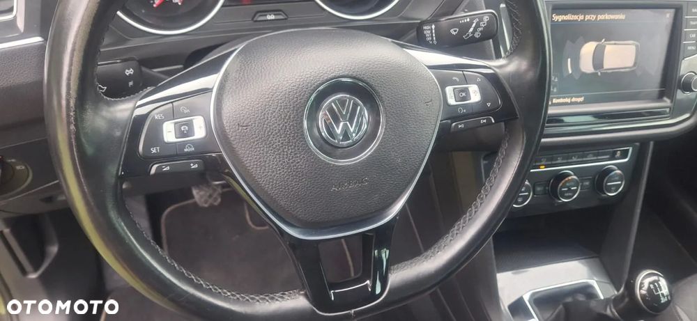 Volkswagen Tiguan - 21