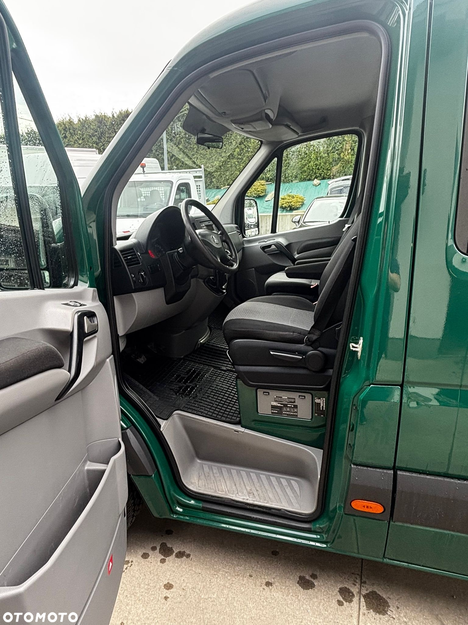 Volkswagen Crafter Doka 6 osób ze Skrzynką, Brygadówka Dubel kabina - 10