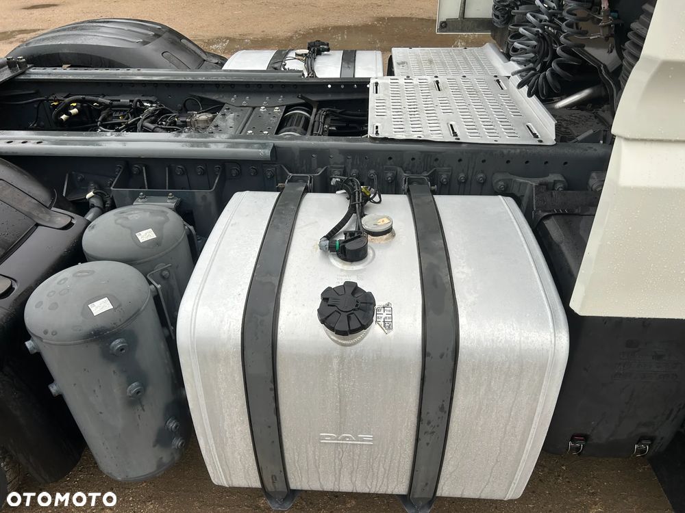 DAF XF 106 530 KM RETARDER 6x2 / 3 OSIOWY / NOWY TACHOGRAF / ORYGINALNY PRZEBIEG 525 TYS. KM / POLSKI SALON / 3 OŚKA / LAMPY LED / 2019 ROK !! - 13