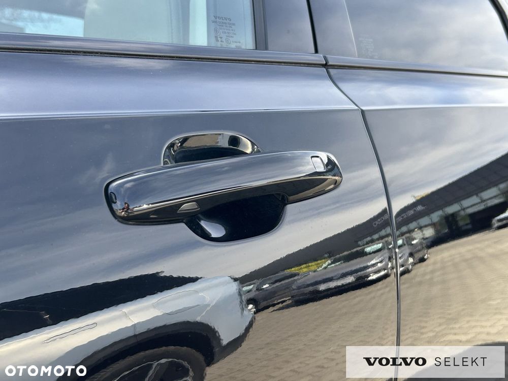 Volvo V90 Cross Country - 11