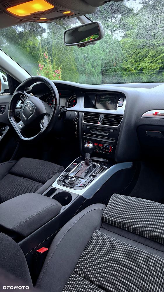 Audi A4 Limousine 2.7 TDI DPF multitronic S line Sportpaket (plus) - 4