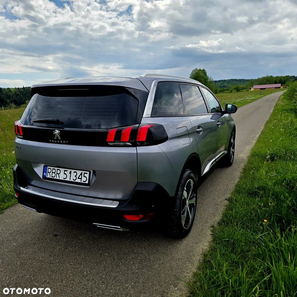 Peugeot 5008 - 3