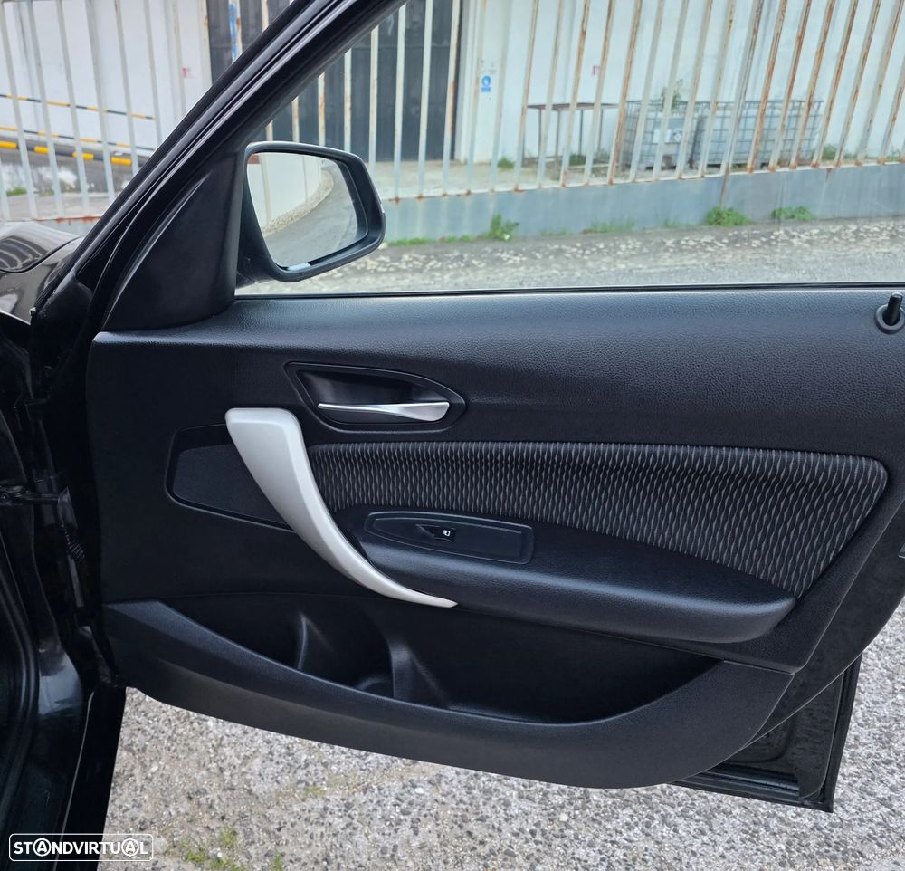 BMW 116 d EDynamics Line Urban - 25