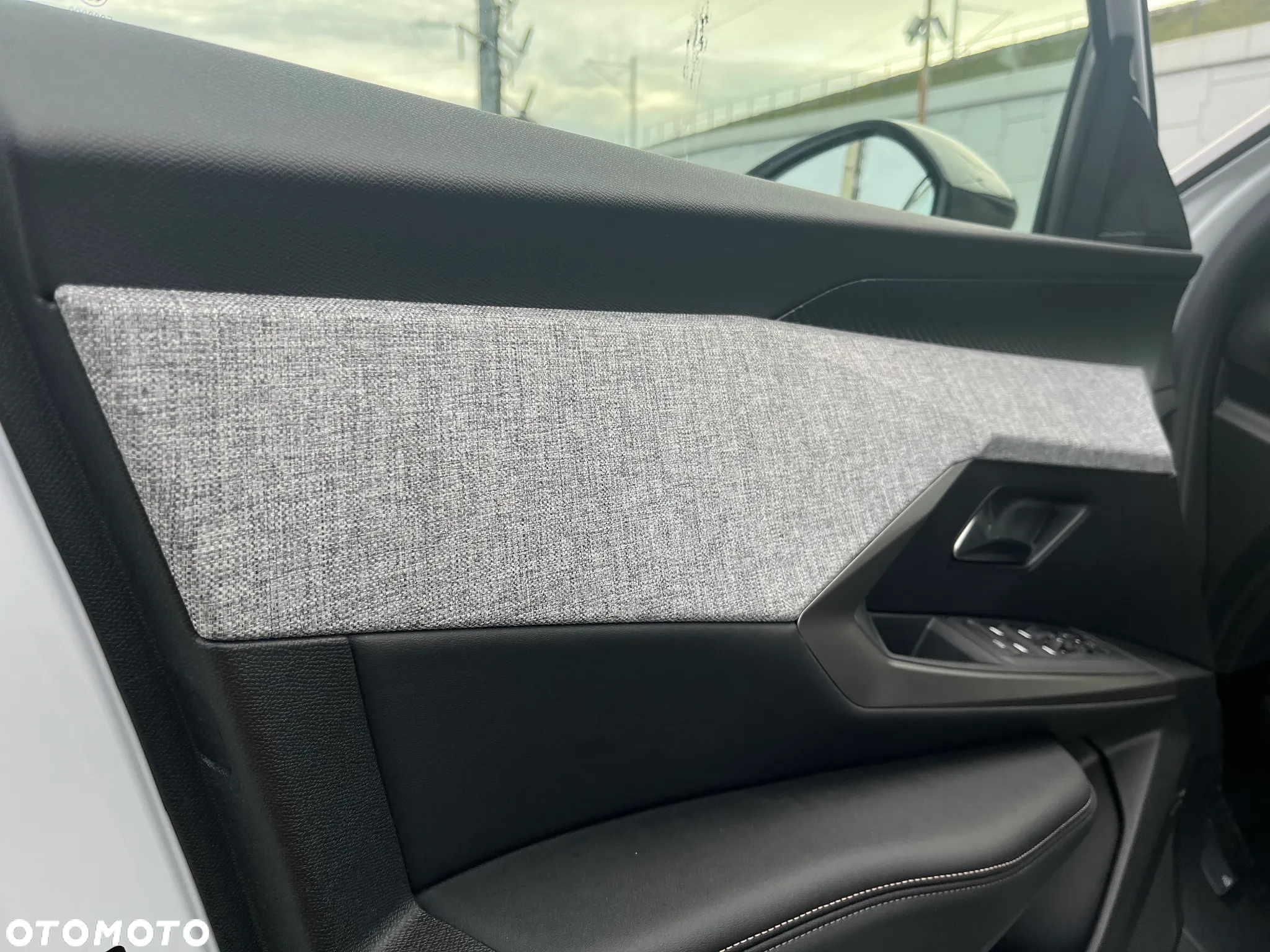 Peugeot 3008 1.2 PureTech mHEV Allure e-DCS6 - 21
