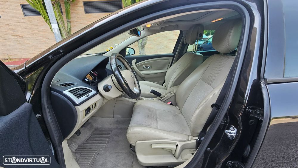 Renault Mégane Sport Tourer 1.5 dCi Dynamique S - 11