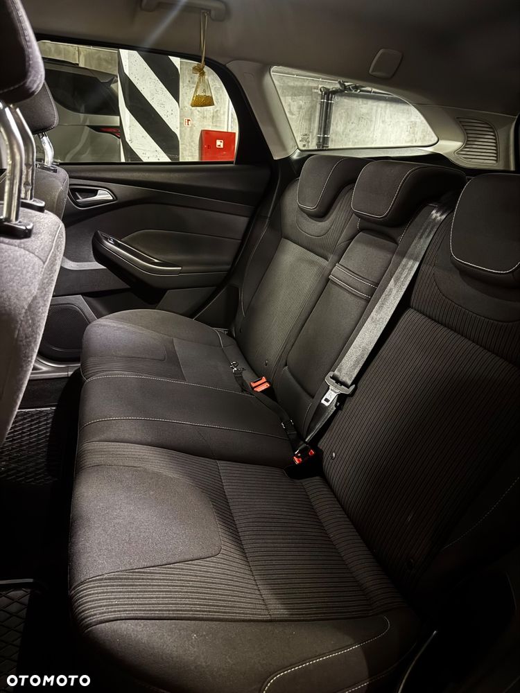 Ford Focus 1.6 EcoBoost Titanium - 6