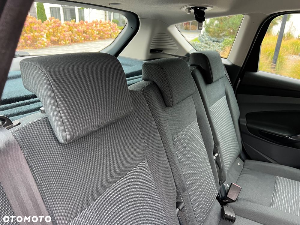 Ford C-MAX - 18