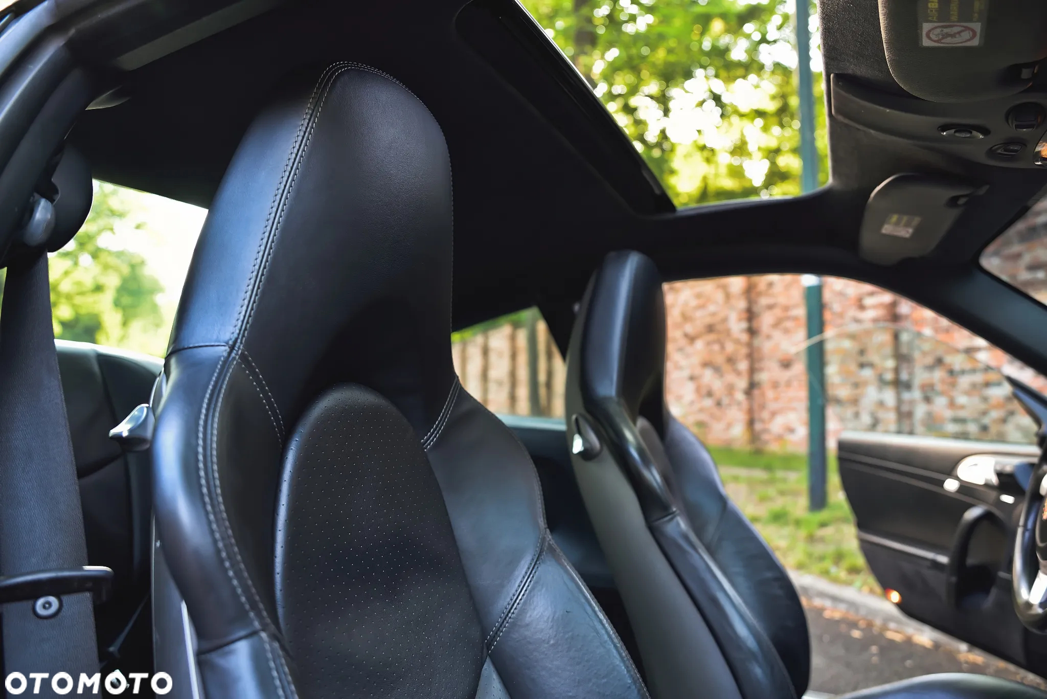 Porsche 911 Carrera S - 12