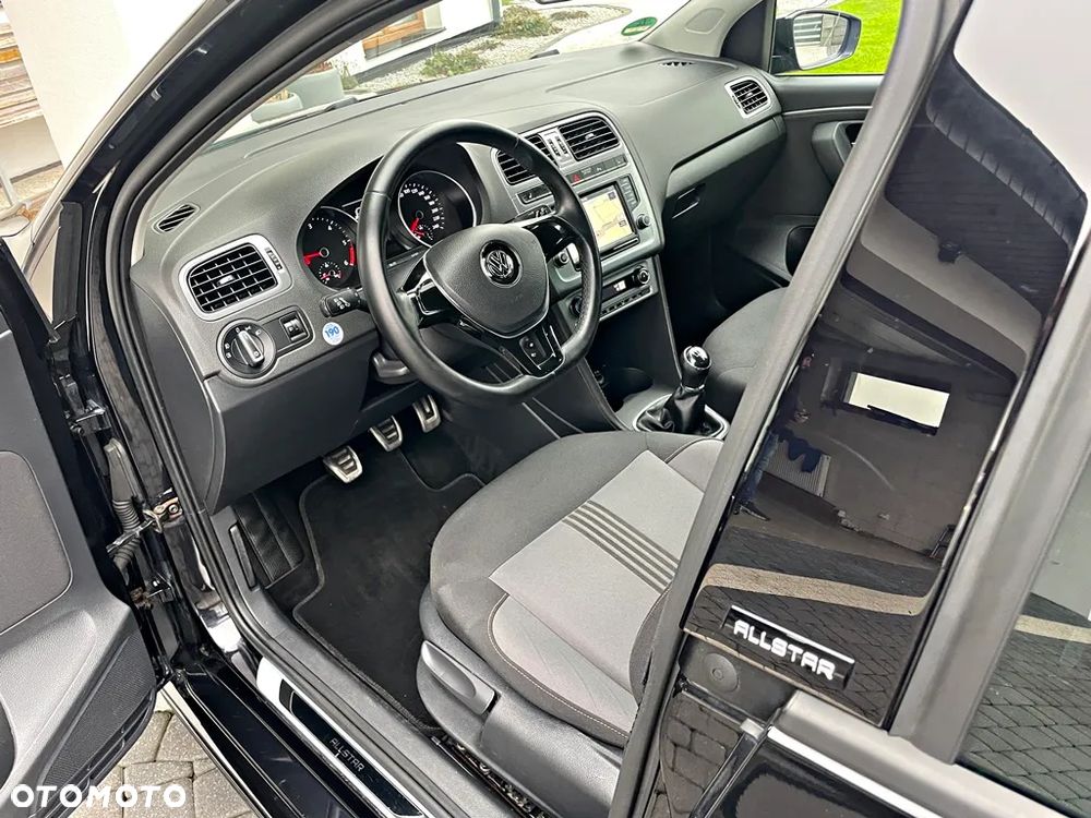 Volkswagen Polo 1.4 TDI Blue Motion Technology Allstar - 21