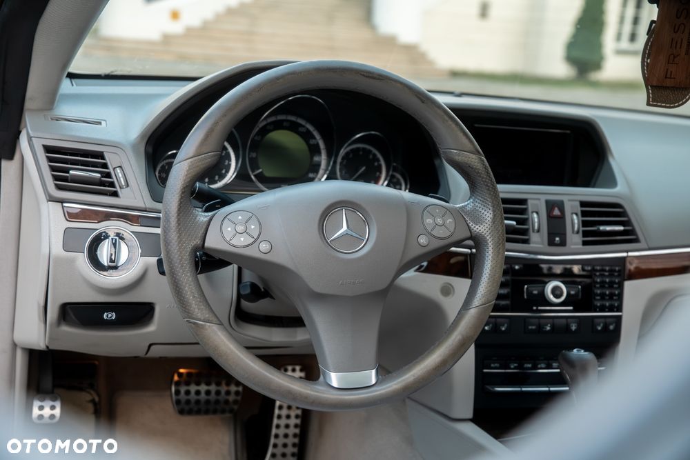 Mercedes-Benz Klasa E - 8