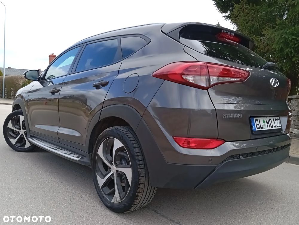 Hyundai Tucson blue 1.7 CRDi 2WD DCT Premium - 16