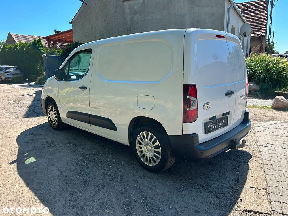 Toyota ProAce CITY - 8