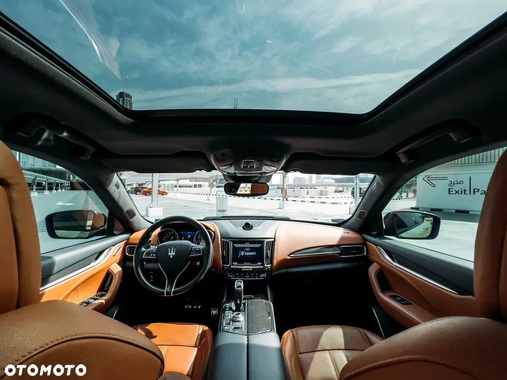 Maserati Levante - 10