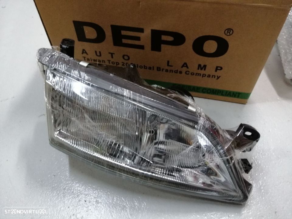 Farol frente direito Opel Vectra B NOVO - 1