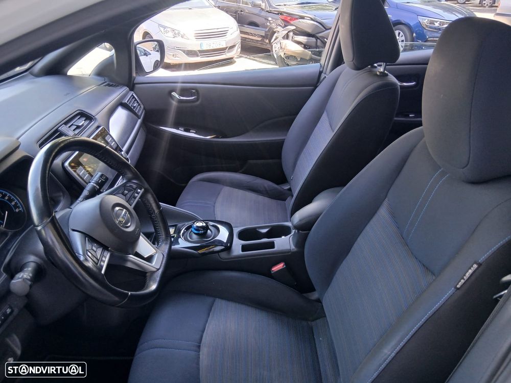 Nissan Leaf N-Connecta - 10